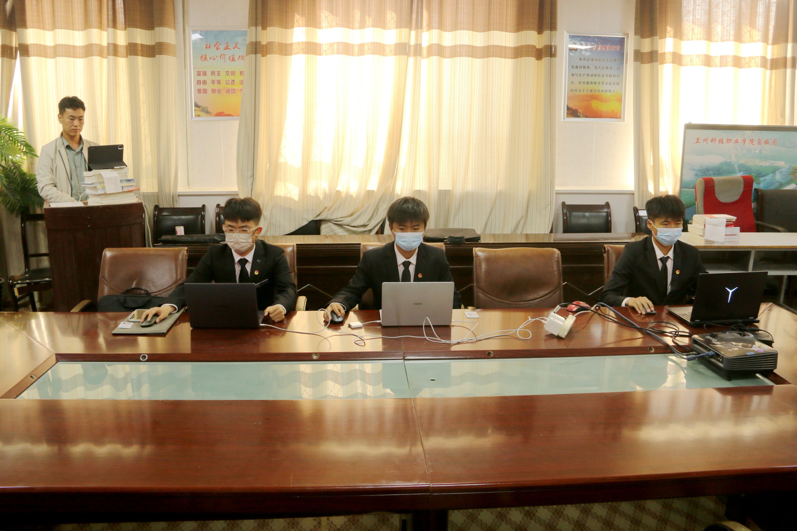 1668042861366964.jpg 1668042861366964.jpg