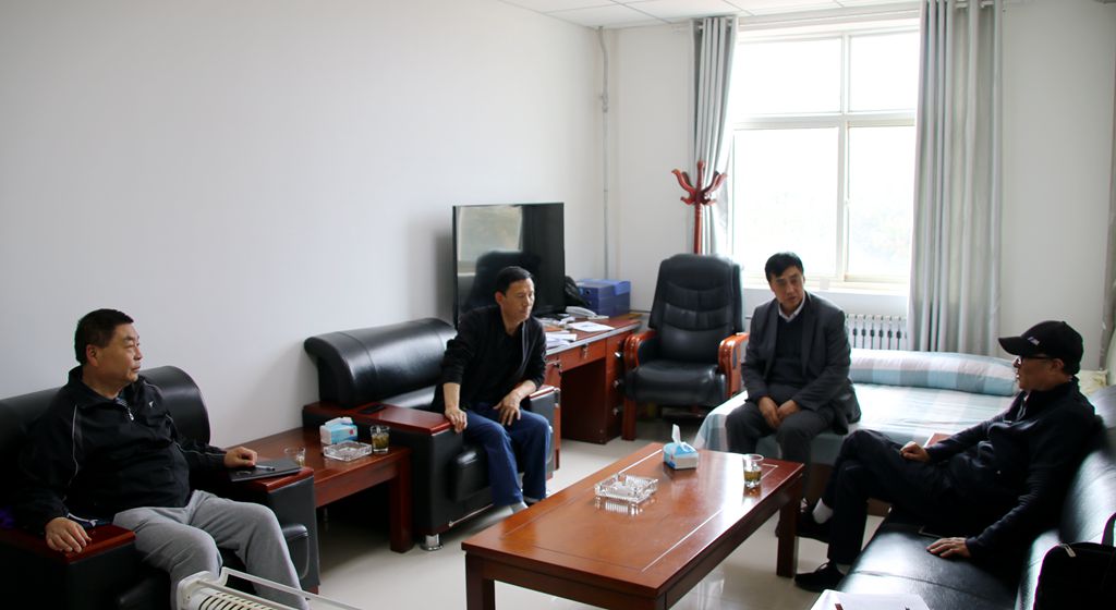 1557749876.jpg 东乡县对接职业教育“3+1”脱贫帮扶工作2.jpg