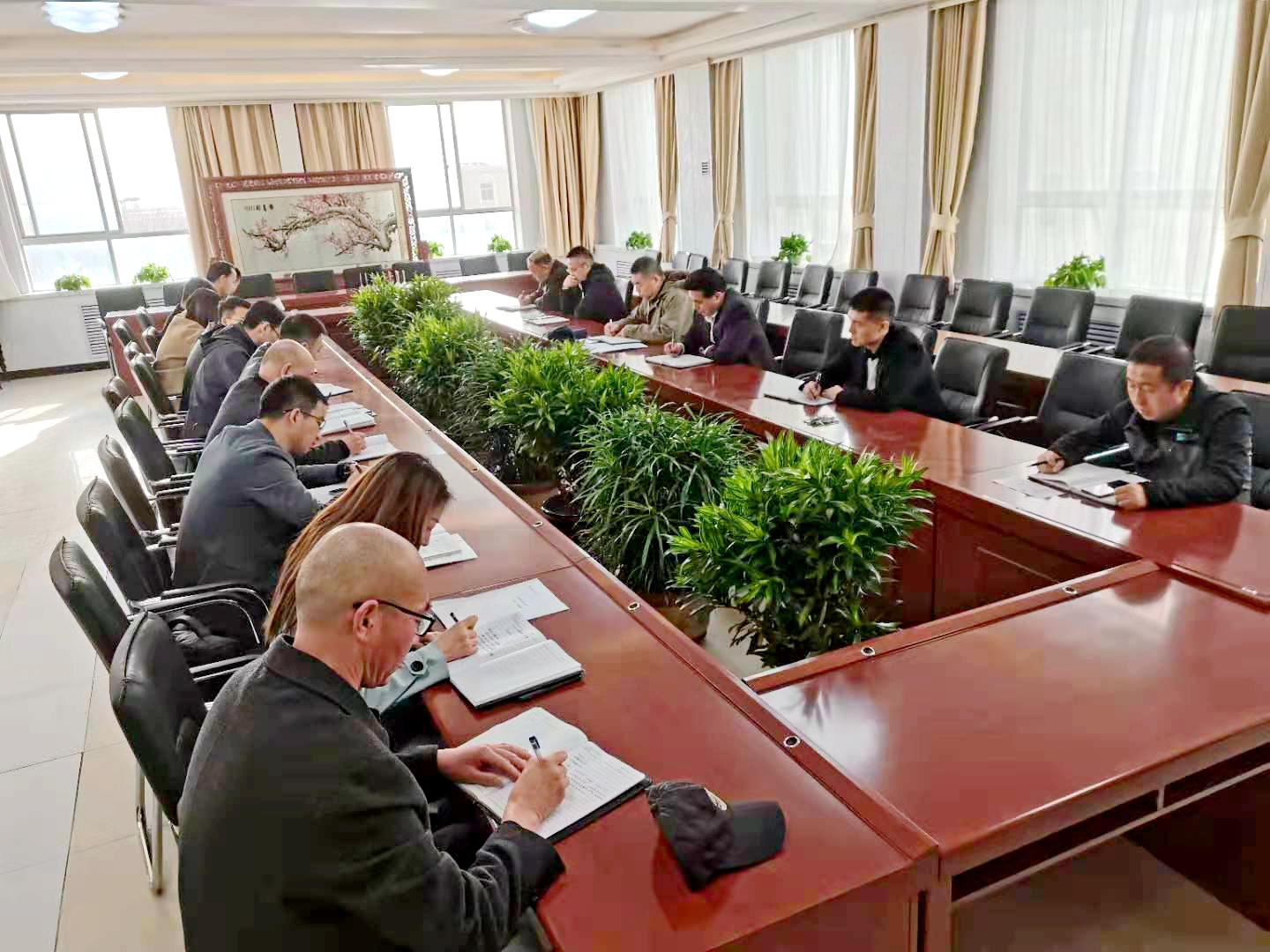 1616810025.jpg 会议现场.jpg