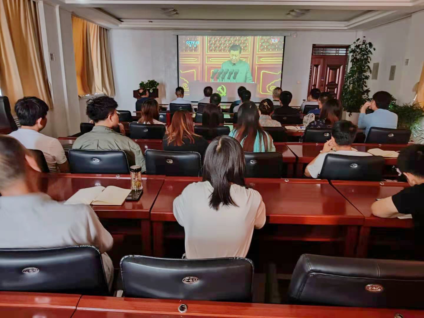 1625142151.jpg 收看现场.jpg